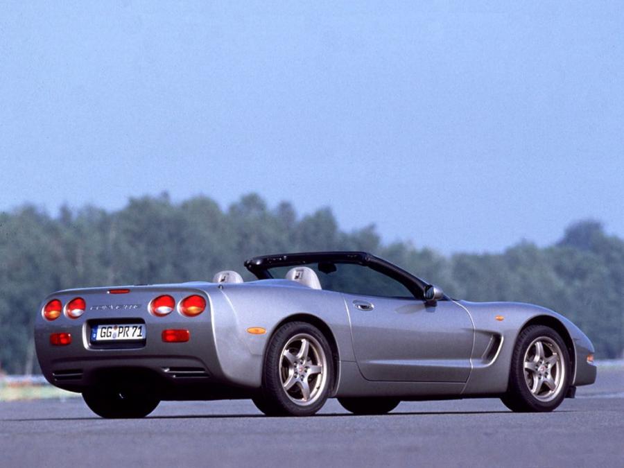  Chevrolet Corvette Convertible 1998 года  (EU) (фото 6 из 18)